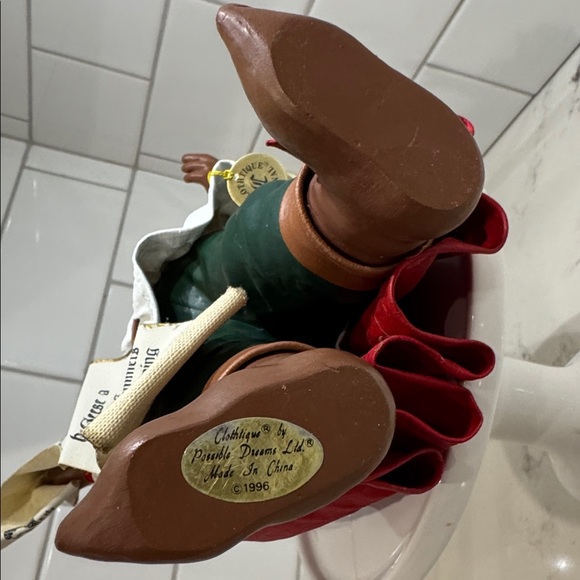 ❤️🎄 DEPT 56 | Clothtique Possible Dreams Collectible Santa |12 Days Of Christmas - Picture 8 of 12